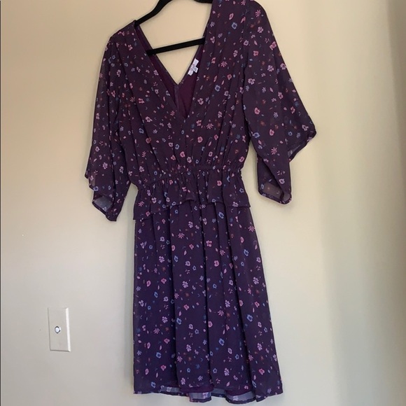 Dress Mini, Purple color, Flowers,V-Neck,Size S, Q+A LA - Picture 11 of 15